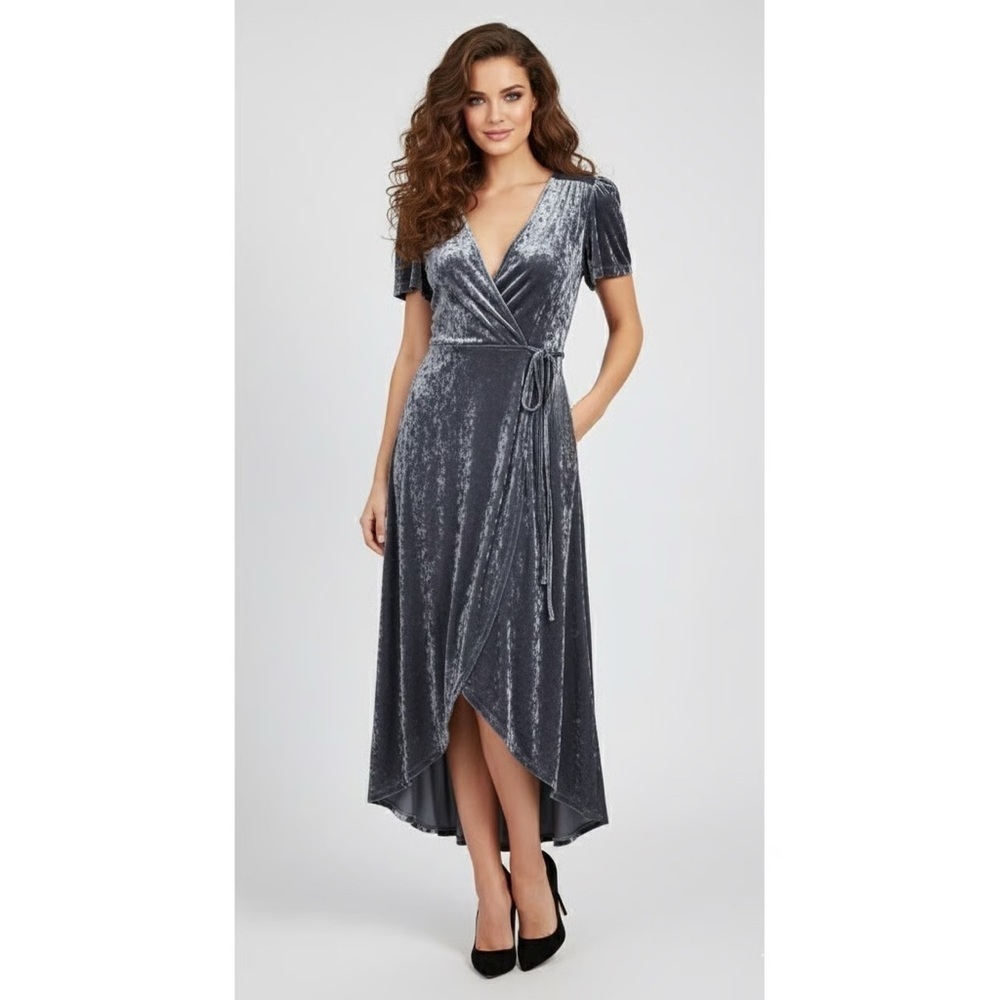 🌙 Xhilaration Crushed Velvet Wrap Dress – Size M